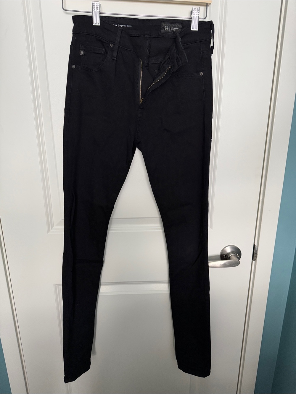 AG Farrah High-Rise Skinny